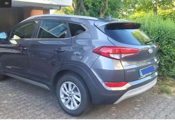 Hyundai TUCSON 132.500 km 12.900 &euro; Bochum 44801