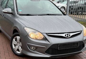 Hyundai i30 200.000 km 2.850 &euro; Selm 59379
