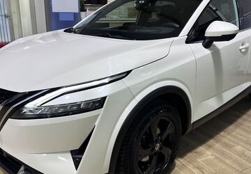 Nissan Qashqai 101.780 km 17.900 &euro; Wuppertal 42327