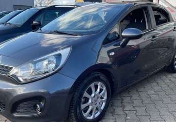 Kia Rio 95.000 km 6.499 &euro; Lünen 44532