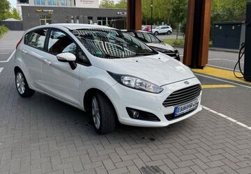 Ford Fiesta 82.000 km 8.500 &euro; Bochum 44809