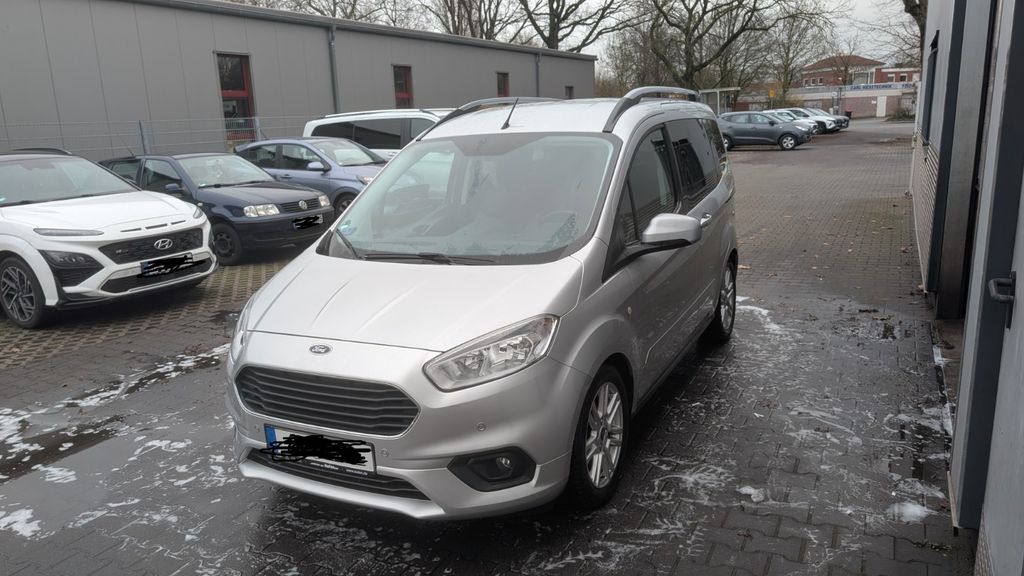 Ford Tourneo Courier 105.000 km 11.990 &euro; Oberhausen 46147