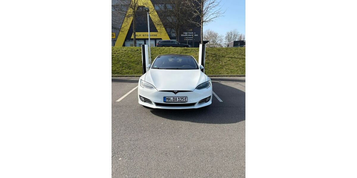 Tesla Model S 242.000 km 21.500 &euro; Mülheim 45475