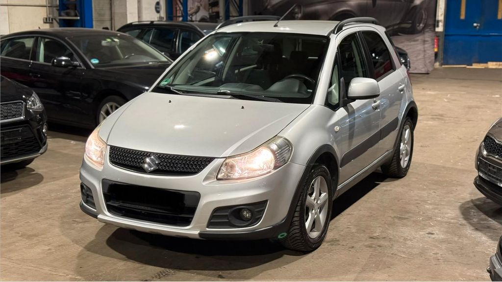 Suzuki SX4 86.500 km 8.390 &euro; Wuppertal 42349