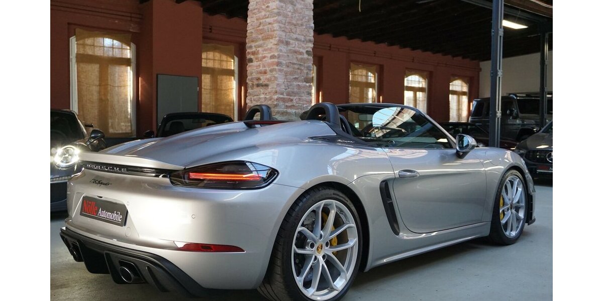 Porsche Boxster Spyder PCCB 918 PDLS+ Approved Bose 7.890 km 118.900 &euro; Wuppertal 42327