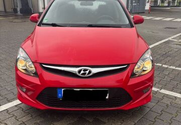 Hyundai i30 99.000 km 4.490 &euro; Bochum 44866