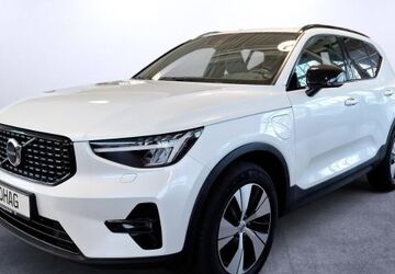 Volvo XC40 54.060 km 30.390 &euro; Recklinghausen 45659