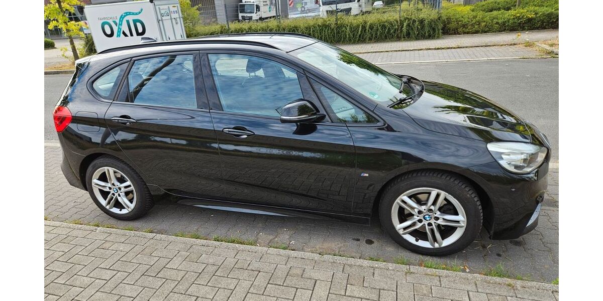 BMW 218 Active Tourer 91.000 km 12.650 &euro; Bochum 44805