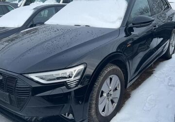 Audi e-tron 61.930 km 37.815 &euro; Hagen 58091