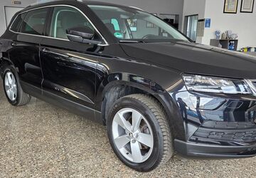 Skoda Karoq 76.618 km 17.200 &euro; Recklinghausen 45665