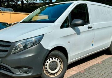 Mercedes-Benz Vito 132.000 km 14.990 &euro; Dortmund 44263