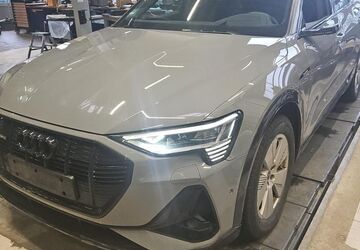 Audi e-tron 160.592 km 29.930 &euro; Hagen 58091