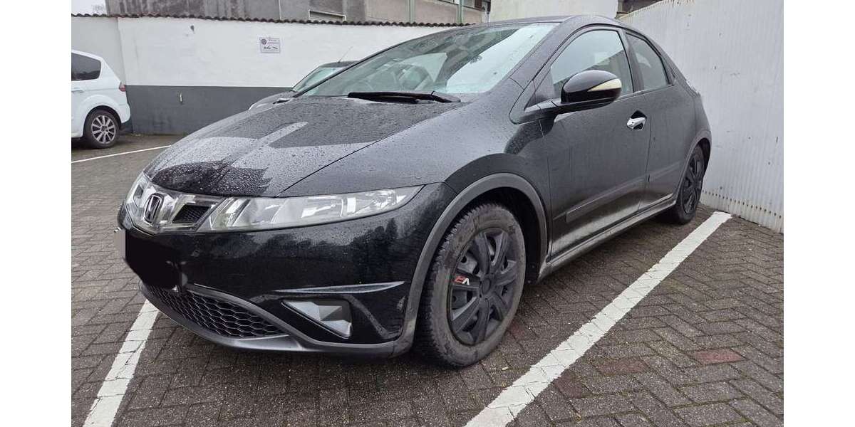 Honda Civic 181.000 km 3.900 &euro; Gelsenkirchen 45896