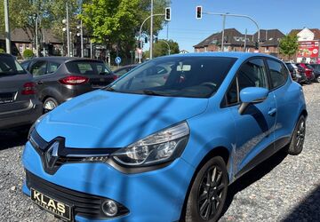 Renault Clio 123.000 km 5.700 &euro; Bochum 44866