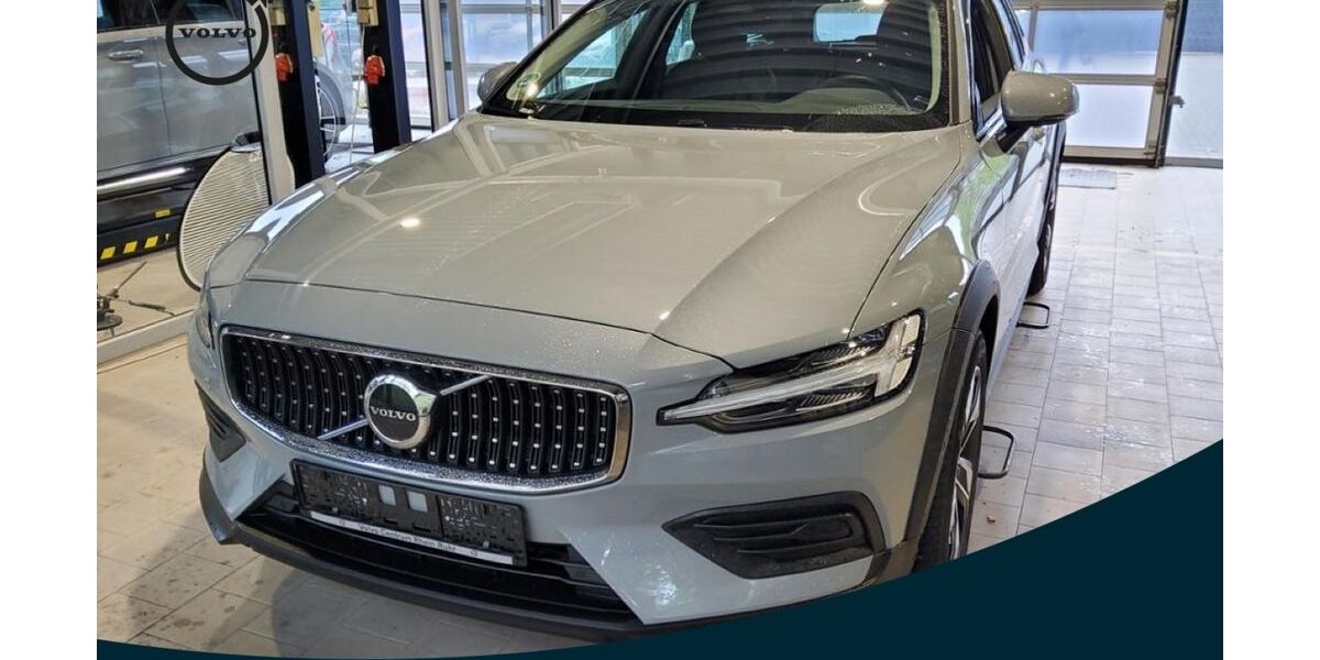 Volvo V60 Cross Country 12.079 km 37.990 &euro; Essen-Kray 45309
