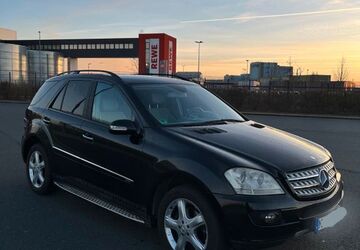Mercedes-Benz ML 320 330.321 km 6.900 &euro; Dortmund 44328