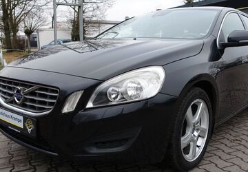 Volvo V60 193.000 km 7.880 &euro; Selm 59379