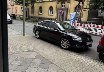 VW Jetta 208.000 km 8.200 &euro; Gelsenkirchen 45888