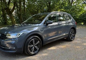 VW Tiguan 44.999 km 27.499 &euro; Bochum 44869