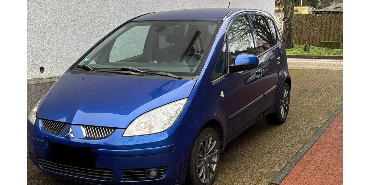 Mitsubishi Colt 122.000 km 2.900 &euro; Mülheim an der Ruhr 45476
