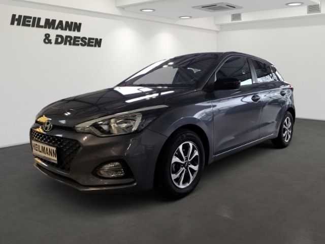 Hyundai i20 48.420 km 11.950 &euro; Gelsenkirchen 45891