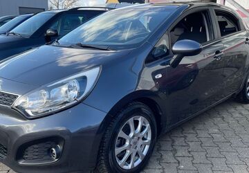 Kia Rio 95.000 km 6.999 &euro; Lünen 44532