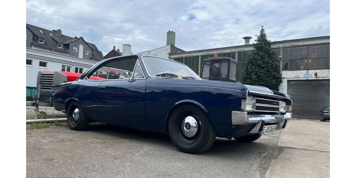 Opel Rekord 88.888 km 10.900 &euro; Essen 45289
