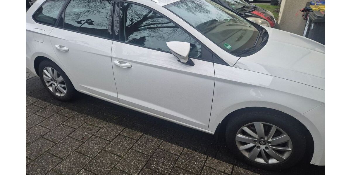 Seat Leon 44.000 km 12.500 &euro; Dorsten 46284