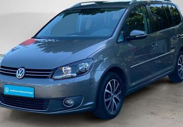 VW Touran 147.096 km 8.490 &euro; Bochum - Linden 44879