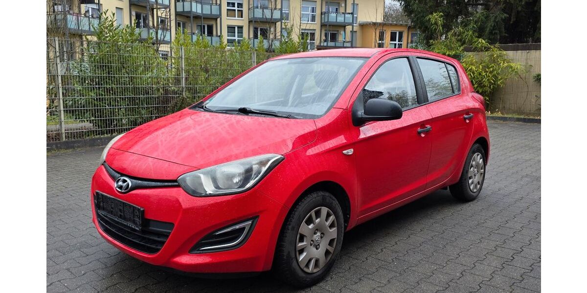 Hyundai i20 100.000 km 3.690 &euro; Herne (NRW) 44628