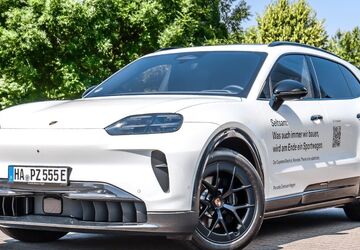Porsche Cayenne 9.999 km 117.900 &euro; Hagen 58119