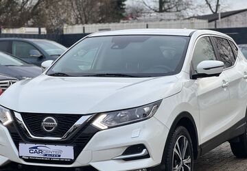 Nissan Qashqai 65.000 km 17.900 &euro; Olfen 59399