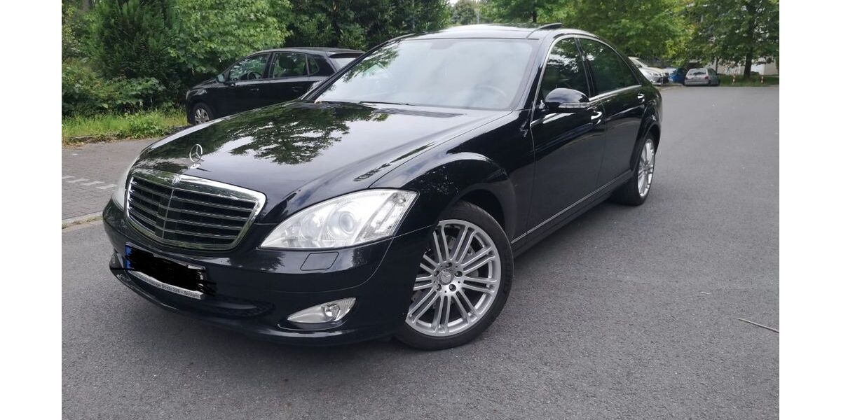 Mercedes-Benz S 320 275.335 km 10.500 &euro; Bochum 44801
