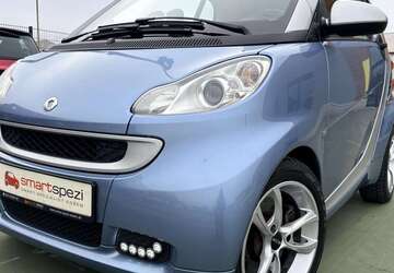 Smart forTwo 106.552 km 6.499 &euro; Essen 45136