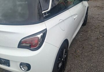Opel Adam 111.350 km 4.300 &euro; Essen 45356