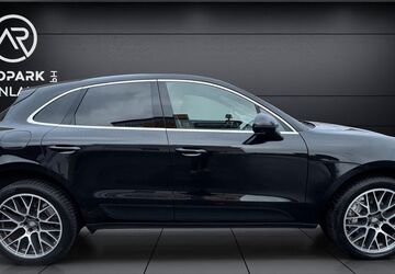 Porsche Macan 95.211 km 37.950 &euro; Bochum 44866