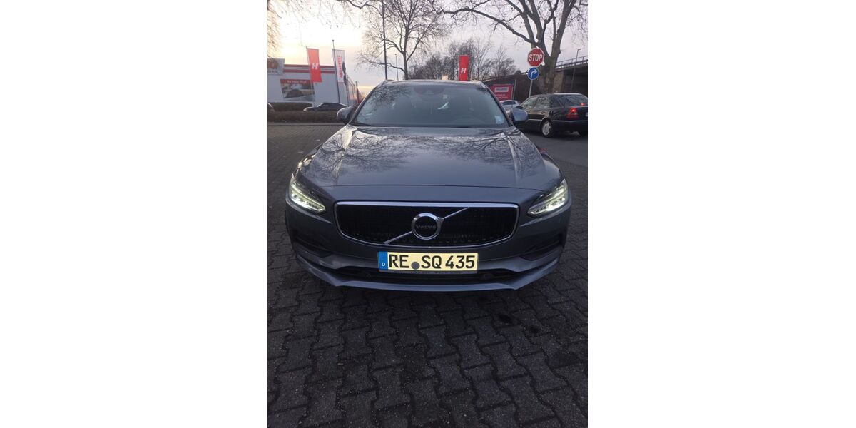 Volvo V90 325.724 km 11.950 &euro; Recklinghausen 45661