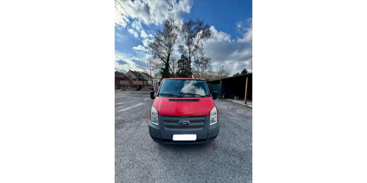 Ford Transit 210.000 km 5.699 &euro; Oberhausen 46045
