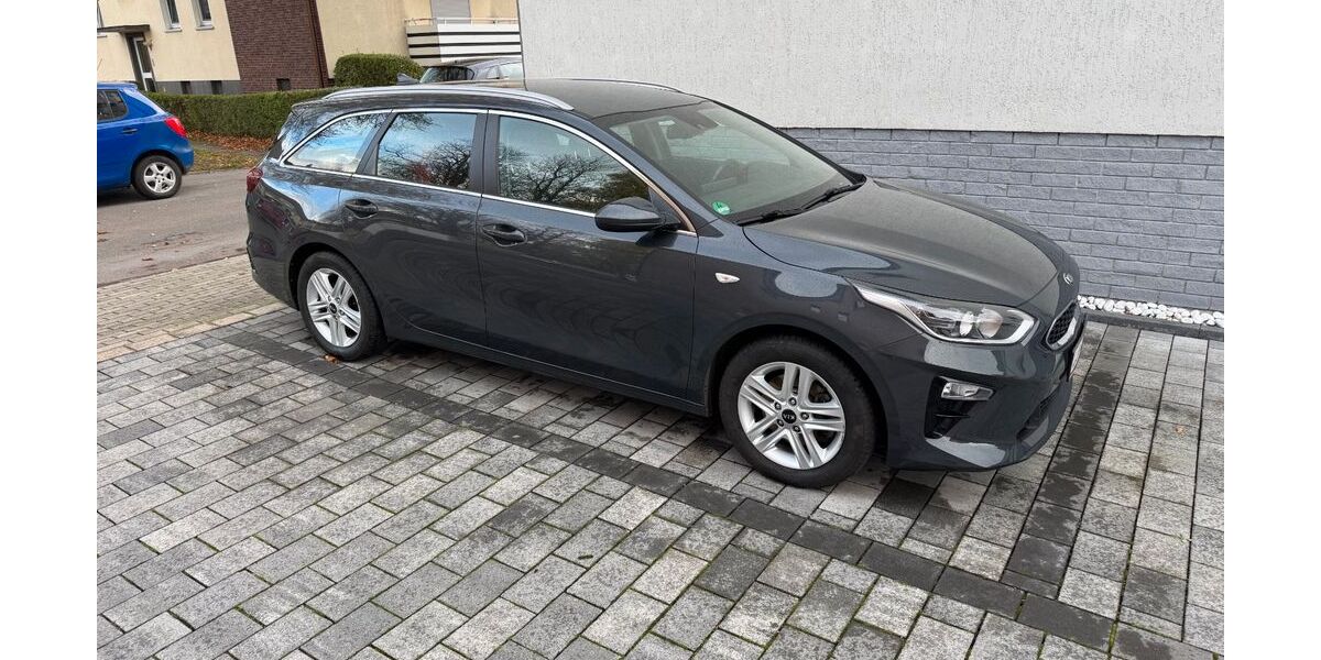 Kia ceed Sportswagon 59.000 km 18.250 &euro; Lünen 44532