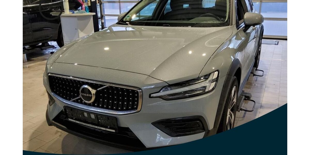 Volvo V60 Cross Country 21.652 km 38.990 &euro; Essen-Kray 45309