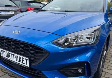 Ford Focus 33.000 km 17.999 &euro; Dortmund 44265