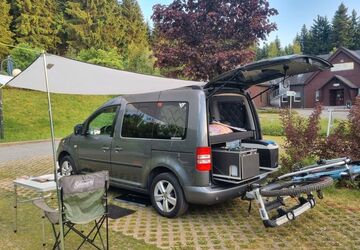 VW Caddy 152.000 km 9.999 &euro; Bochum 44805