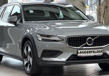 Volvo V60 Cross Country 27.120 km 38.390 &euro; Wuppertal 42389