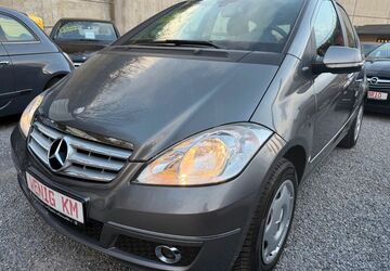 Mercedes-Benz A 180 97.613 km 6.480 &euro; Wuppertal 42289