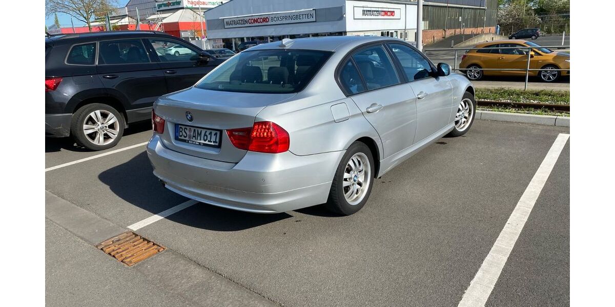 BMW 320 220.000 km 6.770 &euro; Mülheim an der ruhr 45478