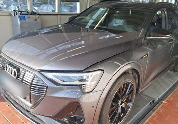 Audi e-tron 73.834 km 34.125 &euro; Hagen 58091