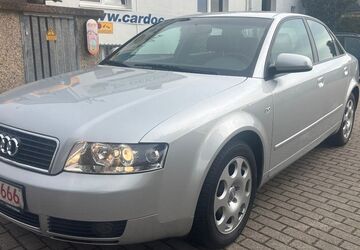 Audi A4 82.300 km 6.980 &euro; Oberhausen-Osterfeld 46117