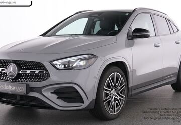 Mercedes-Benz GLA 180 8.887 km 41.450 &euro; Essen 45309