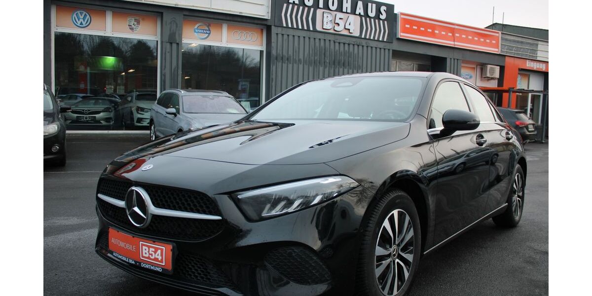 Mercedes-Benz A 180 111.244 km 21.991 &euro; Dortmund 44145