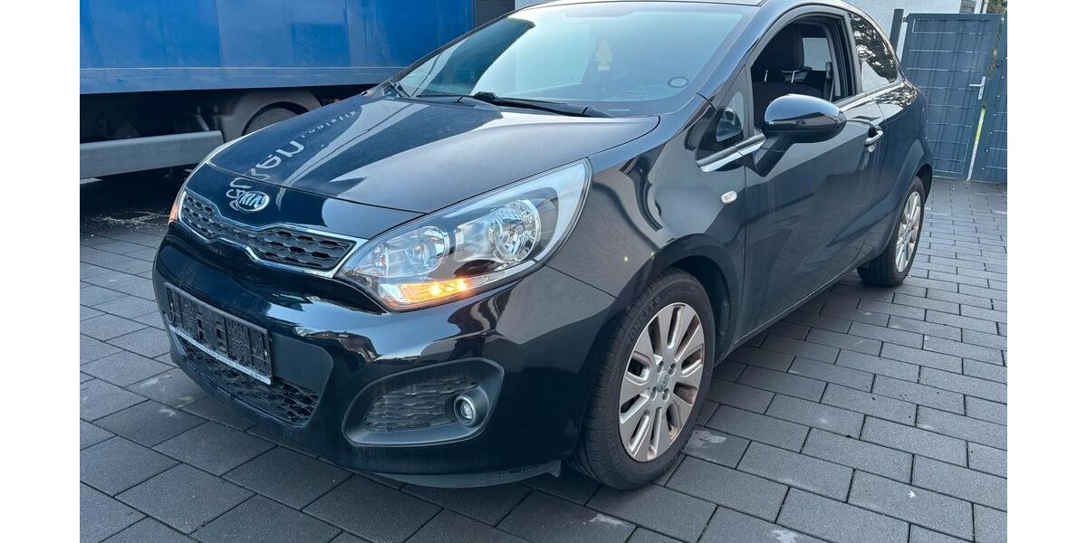 Kia Rio 115.407 km 5.999 &euro; Oer-Erkenschwick 45739